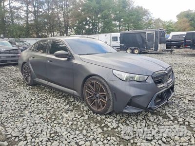 Czwarte zdjęcie samochodu z boku: 2026 BMW M5 VIN:WBS83FK01TCW33791 - miniatura