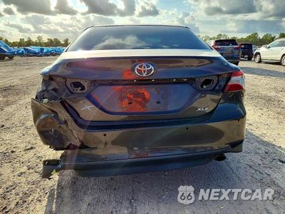 Zdjęcie 6 z 13 samochodu: 2018 TOYOTA CAMRY XLE VIN:4T1B11HK6JU117363 - miniatura