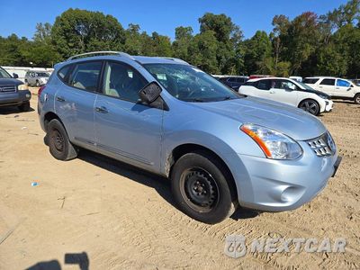 Czwarte zdjęcie samochodu z boku: 2014 NISSAN ROGUE SELECT S VIN:JN8AS5MV1EW204400 - miniatura