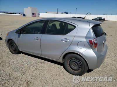 Drugie zdjęcie samochodu z przodu: 2013 TOYOTA PRIUS C TWO VIN:JTDKDTB30D1038530 - miniatura