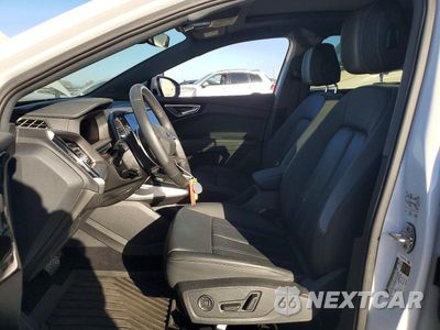 Zdjęcie 7 z 14 samochodu: 2023 AUDI Q4 E-TRON PRESTIGE VIN:WA1M2BFZ2PP027998 - miniatura
