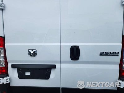 Zdjęcie 10 z 13 samochodu: 2026 RAM PROMASTER 2500 DELIVERY VAN VIN:3C6LRVDG2TE152372 - miniatura