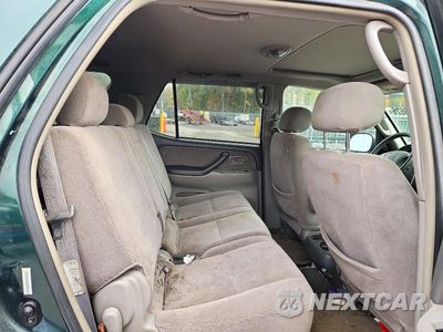 Zdjęcie 11 z 13 samochodu: 2004 TOYOTA SEQUOIA SR5 VIN:5TDBT44A64S226024 - miniatura