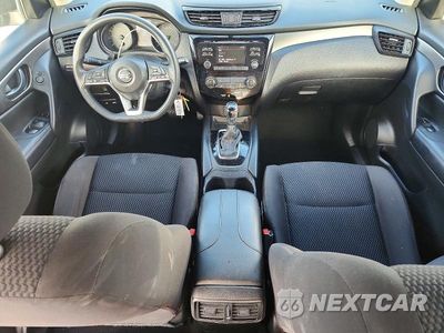 Zdjęcie 8 z 13 samochodu: 2018 NISSAN ROGUE SPORT S VIN:JN1BJ1CP5JW187581 - miniatura