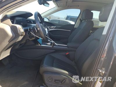 Zdjęcie 7 z 13 samochodu: 2024 AUDI Q8 E-TRON PREMIUM VIN:WA14AAGE3RB049453 - miniatura