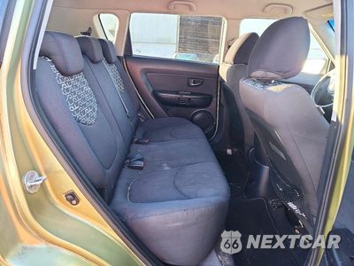 Zdjęcie 10 z 13 samochodu: 2010 KIA SOUL + VIN:KNDJT2A26A7162568 - miniatura