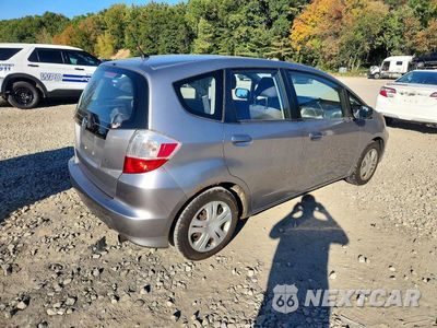 Trzecie zdjęcie samochodu z tyłu: 2010 HONDA FIT SPORT VIN:JHMGE8H21AS000677 - miniatura