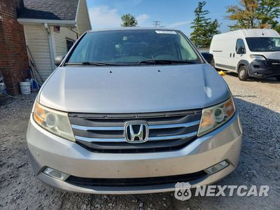 Piąte zdjęcie samochodu w środku: 2013 HONDA ODYSSEY TOURING VIN:5FNRL5H90DB055814 - miniatura