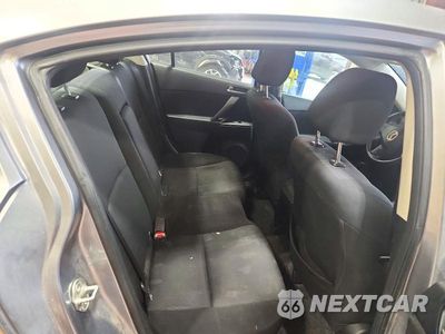 Zdjęcie 10 z 12 samochodu: 2010 MAZDA 3 I VIN:JM1BL1SG7A1328866 - miniatura