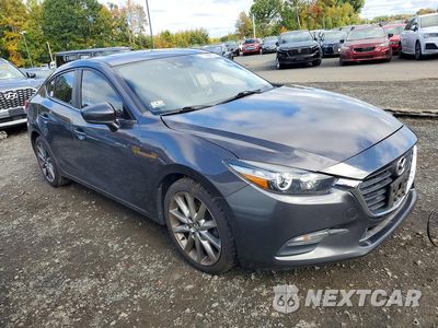 Czwarte zdjęcie samochodu z boku: 2018 MAZDA 3 TOURING VIN:3MZBN1V31JM199008 - miniatura