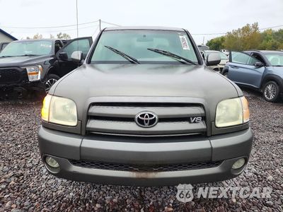 Piąte zdjęcie samochodu w środku: 2004 TOYOTA TUNDRA LIMITED VIN:5TBDT48164S441222 - miniatura