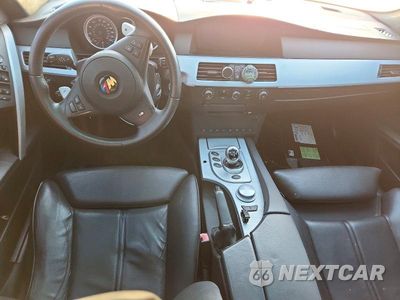 Zdjęcie 8 z 13 samochodu: 2006 BMW M5 VIN:WBSNB93546CX06710 - miniatura