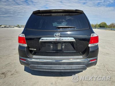 Zdjęcie 6 z 13 samochodu: 2013 TOYOTA HIGHLANDER BASE VIN:5TDZA3EHXDS040965 - miniatura