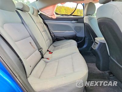 Zdjęcie 10 z 12 samochodu: 2017 HYUNDAI ELANTRA SE VIN:5NPD84LF5HH049632 - miniatura