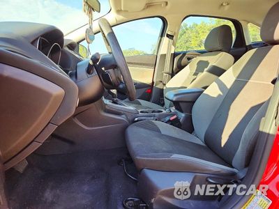 Zdjęcie 7 z 12 samochodu: 2014 FORD FOCUS SE VIN:1FADP3F22EL145690 - miniatura