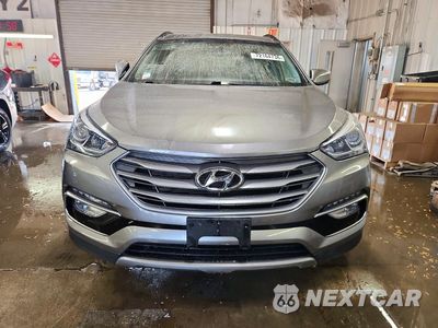 Piąte zdjęcie samochodu w środku: 2017 HYUNDAI SANTA FE SPORT 2.4L VIN:5NMZU3LB3HH050512 - miniatura
