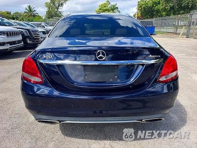 Zdjęcie 6 z 15 samochodu: 2018 MERCEDES-BENZ C 300 4MATIC VIN:55SWF4KB8JU242678 - miniatura