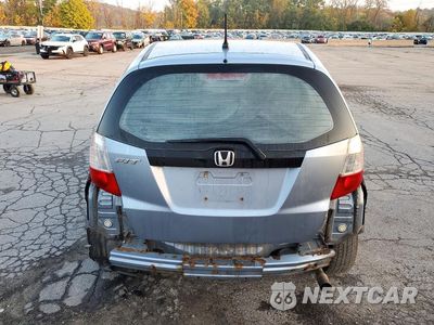 Zdjęcie 6 z 12 samochodu: 2011 HONDA FIT VIN:JHMGE8H34BC028073 - miniatura