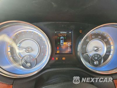 Zdjęcie 9 z 13 samochodu: 2014 CHRYSLER 300 VIN:2C3CCARG0EH151082 - miniatura