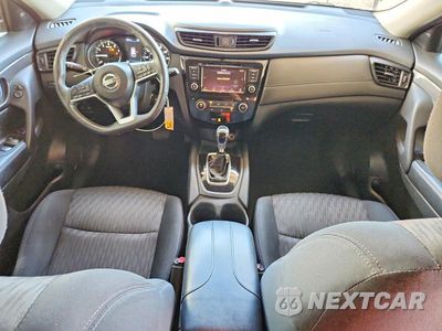 Zdjęcie 8 z 13 samochodu: 2018 NISSAN ROGUE S VIN:5N1AT2MT6JC827475 - miniatura