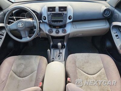 Zdjęcie 8 z 13 samochodu: 2007 TOYOTA RAV4 BASE VIN:JTMBD33V675106102 - miniatura