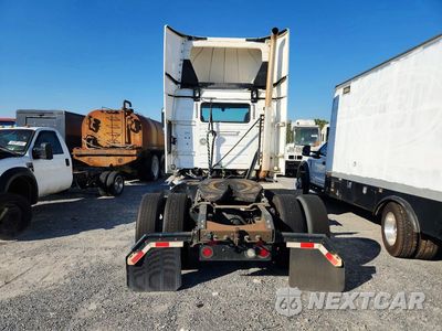 Zdjęcie 6 z 13 samochodu: 2018 VOLVO VNL SEMI TRUCK VIN:4V4N39TGXJN892440 - miniatura
