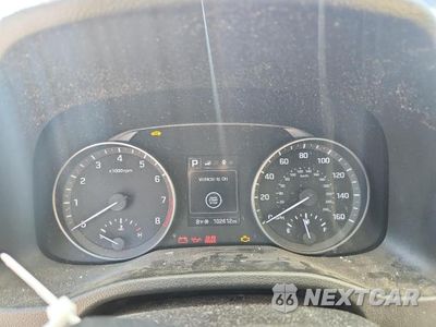Zdjęcie 9 z 12 samochodu: 2018 HYUNDAI ELANTRA VALUE EDITION VIN:5NPD84LF3JH365391 - miniatura