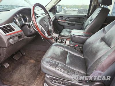 Zdjęcie 7 z 13 samochodu: 2011 CADILLAC ESCALADE LUXURY VIN:1GYS4BEF8BR389971 - miniatura