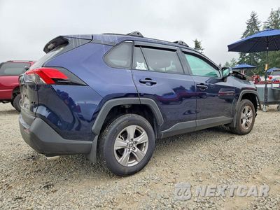 Trzecie zdjęcie samochodu z tyłu: 2025 TOYOTA RAV4 XLE VIN:2T3P1RFV6SW559537 - miniatura