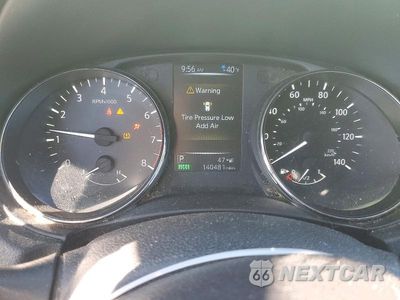 Zdjęcie 9 z 13 samochodu: 2017 NISSAN ROGUE SV VIN:5N1AT2MV4HC884883 - miniatura