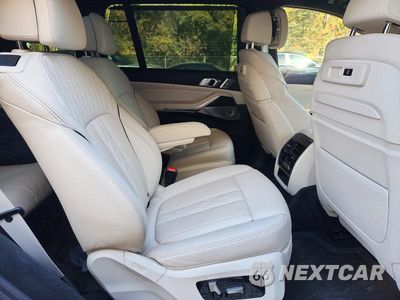 Zdjęcie 11 z 13 samochodu: 2021 BMW X7 M50I VIN:5UXCX6C00M9H52873 - miniatura