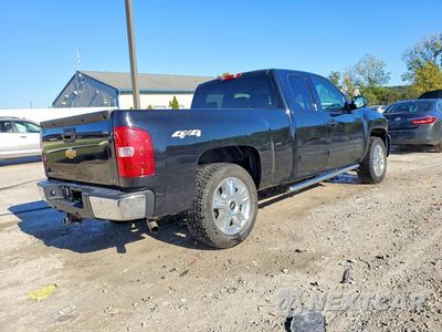 Trzecie zdjęcie samochodu z tyłu: 2013 CHEVROLET SILVERADO K1500 LTZ VIN:1GCRKTE78DZ245512 - miniatura