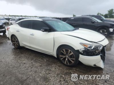 Czwarte zdjęcie samochodu z boku: 2017 NISSAN MAXIMA PLATINUM VIN:1N4AA6APXHC440694 - miniatura