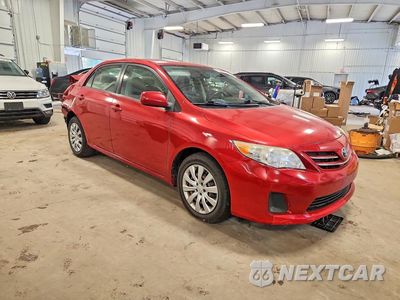 Czwarte zdjęcie samochodu z boku: 2013 TOYOTA COROLLA LE VIN:JTDBU4EE1DJ122424 - miniatura