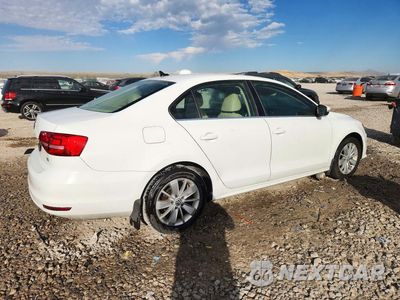 Trzecie zdjęcie samochodu z tyłu: 2015 VOLKSWAGEN JETTA TDI VIN:3VWLA7AJ4FM332360 - miniatura