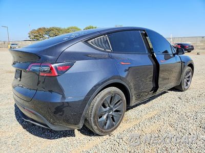 Trzecie zdjęcie samochodu z tyłu: 2025 TESLA MODEL Y VIN:7SAYGDED6SF216069 - miniatura