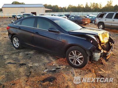 Czwarte zdjęcie samochodu z boku: 2011 HYUNDAI SONATA GLS VIN:5NPEB4AC3BH136662 - miniatura