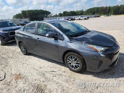 Czwarte zdjęcie samochodu z boku: 2016 TOYOTA PRIUS TWO ECO VIN:JTDKARFU1G3012025 - miniatura