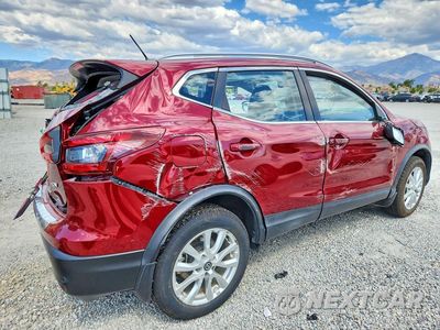 Trzecie zdjęcie samochodu z tyłu: 2020 NISSAN ROGUE SPORT SV VIN:JN1BJ1CV0LW254346 - miniatura