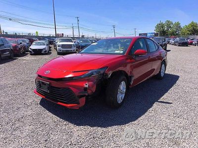 2025 TOYOTA CAMRY LE 4T1DBADK1SU028135 - główne zdjęcie licytacji z USA - miniatura