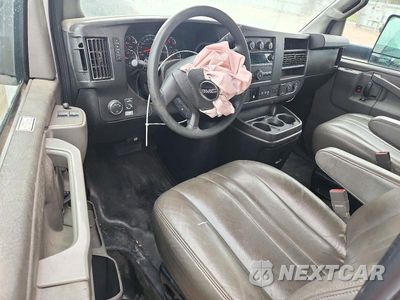 Zdjęcie 8 z 12 samochodu: 2021 GMC SAVANA CUTAWAY G3500 BOX TRUCK VIN:7GZ37TC78MN009320 - miniatura