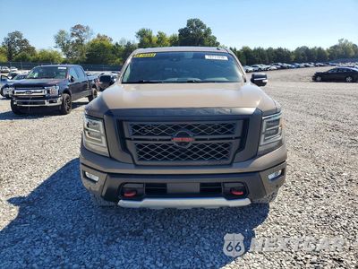 Piąte zdjęcie samochodu w środku: 2021 NISSAN TITAN PRO-4X VIN:1N6AA1ED6MN537156 - miniatura