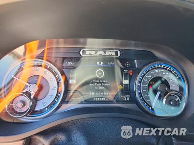 Zdjęcie 9 z 12 samochodu: 2019 RAM 1500 LIMITED VIN:1C6SRFHT7KN573023 - miniatura