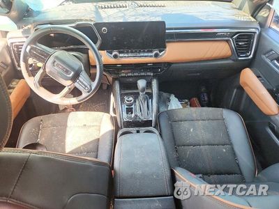Zdjęcie 8 z 12 samochodu: 2024 GMC CANYON AT4 VIN:1GTP6DEK8R1222825 - miniatura