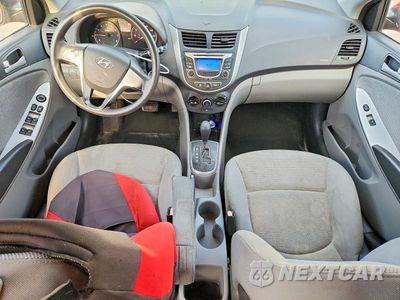Zdjęcie 8 z 12 samochodu: 2013 HYUNDAI ACCENT GLS VIN:KMHCT4AE7DU451748 - miniatura