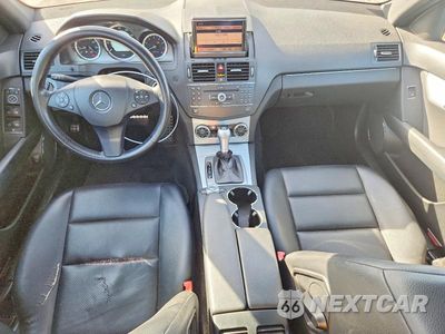 Zdjęcie 8 z 12 samochodu: 2009 MERCEDES-BENZ C 300 4MATIC VIN:WDDGF81X29F225091 - miniatura