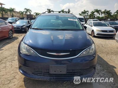 Piąte zdjęcie samochodu w środku: 2017 CHRYSLER PACIFICA TOURING VIN:2C4RC1DG1HR571915 - miniatura