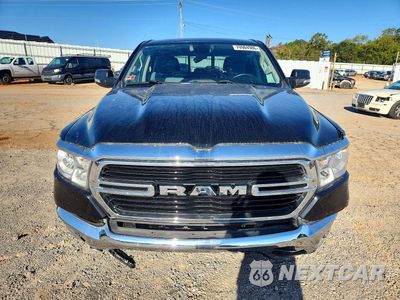 Piąte zdjęcie samochodu w środku: 2020 RAM 1500 BIG HORN/LONE STAR VIN:1C6SRFBT3LN247889 - miniatura
