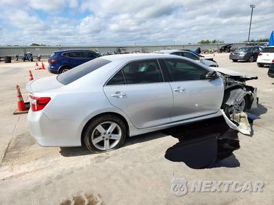 Trzecie zdjęcie samochodu z tyłu: 2013 TOYOTA CAMRY SE VIN:4T1BF1FKXDU209732 - miniatura
