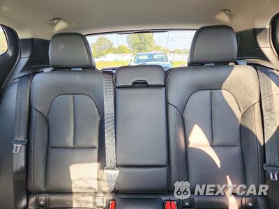 Zdjęcie 10 z 13 samochodu: 2025 VOLVO XC40 ULTRA VIN:YV4L12UM8S2482515 - miniatura